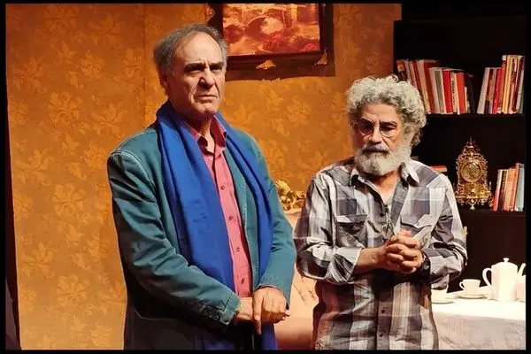 میکائیل شهرستانی از قطب‌الدین صادقی در اجرای هفدهم «ارزش‌های نسبی» تجلیل کرد