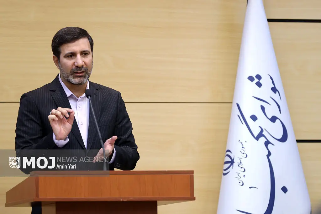 دانشگاه محل پیوند مطالبه‌گری با قانون اساسی است