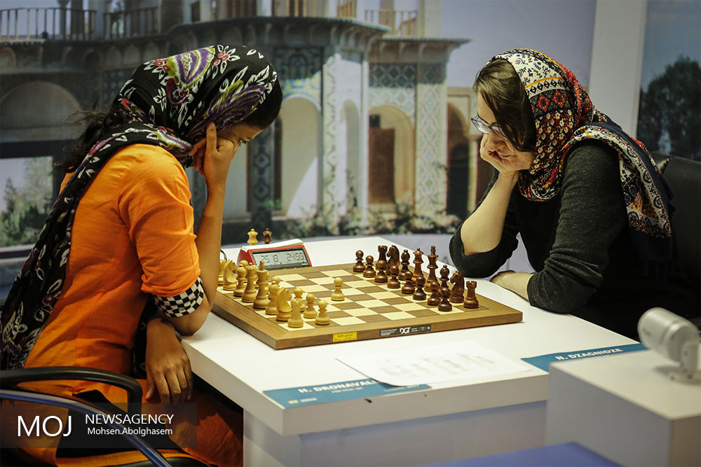 فرصت چند روزه به ایران برای پرداخت بدهی/رفع تعلیق موقت شطرنج ایران