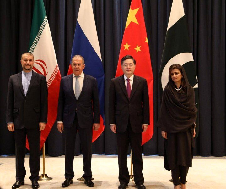 وزیران خارجه ایران، روسیه، چین و پاکستان در سمرقند با یکدیگر دیدار کردند