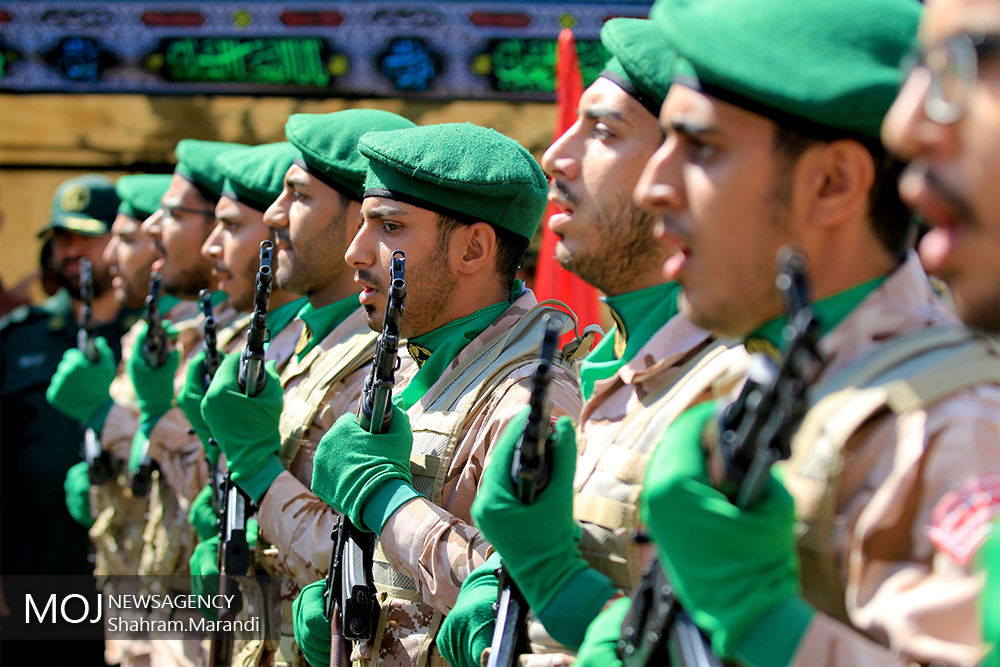 مراسم رژه نیروهاى مسلح در اصفهان