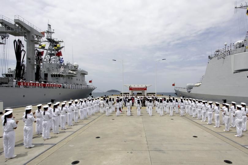 ژاپن: چین در آبهای مورد مناقشه اسکله نظامی احداثکرده است
