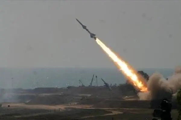 حمله موشکی یمن موجب اختلال در بزرگ‌ترین فرودگاه اسرائیل شد