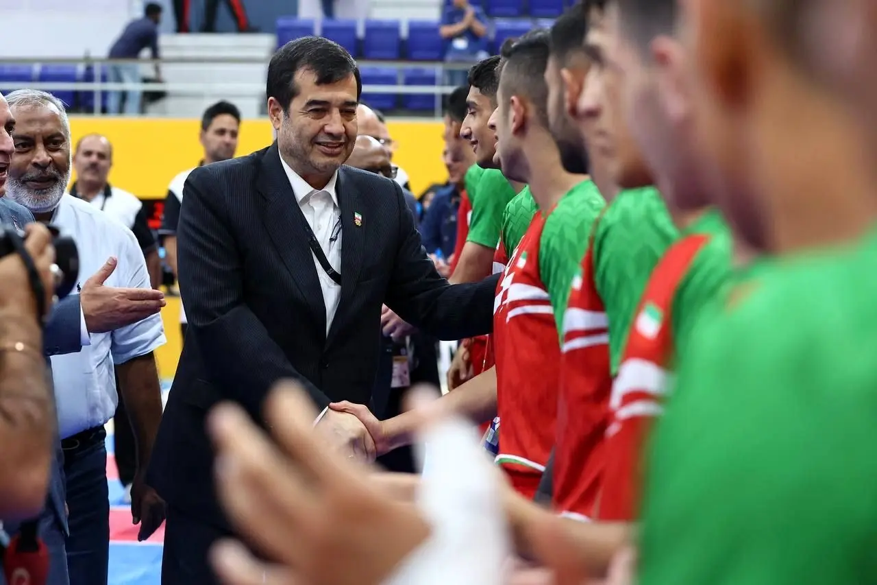 دنیامالی در جمع ملی‌پوشان کبدی پس از پیروزی مقابل سریلانکا حضور یافت