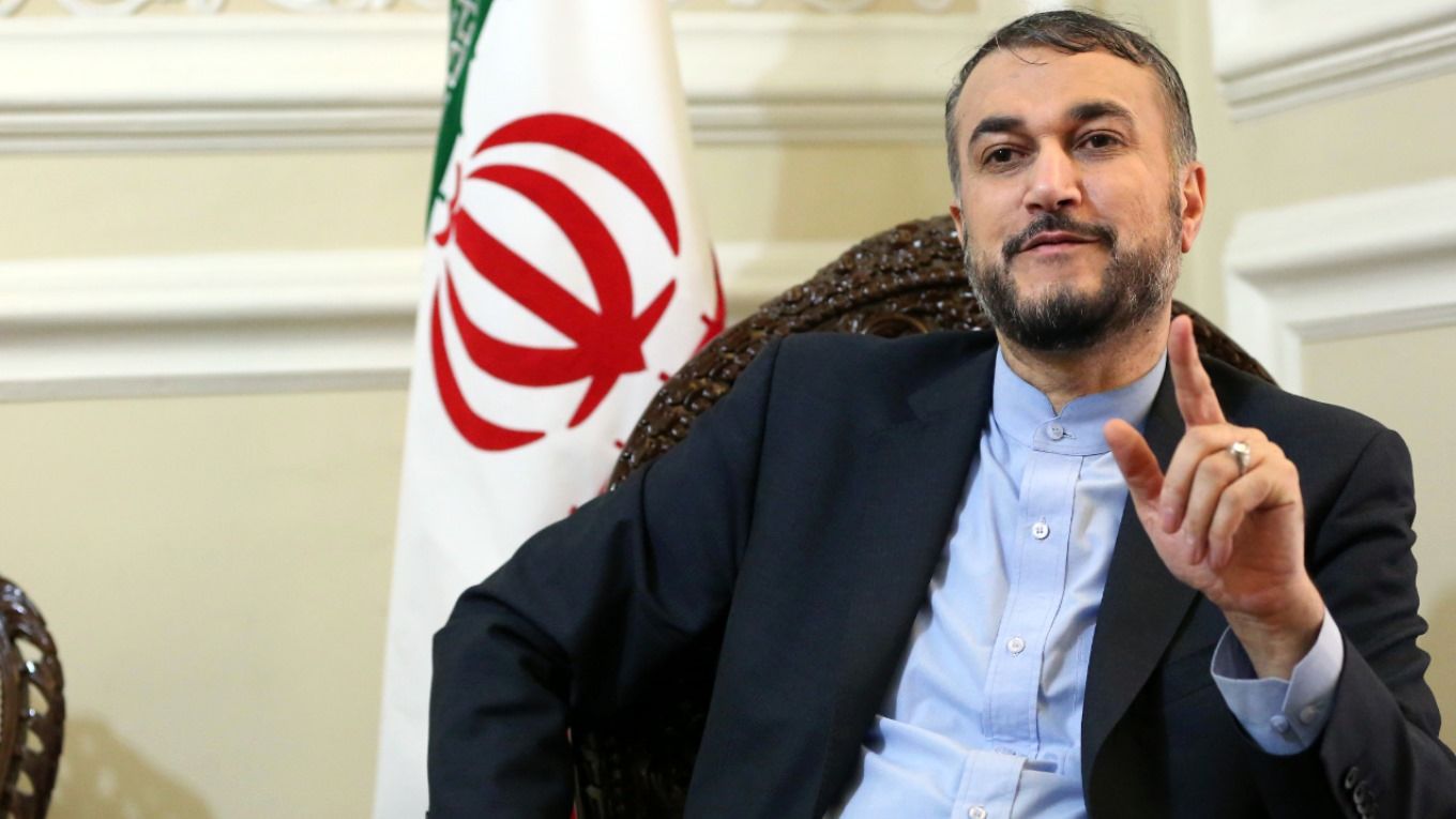 رایزنی تلفنی وزرای خارجه ایران و عمان درخصوص مذاکرات برجام