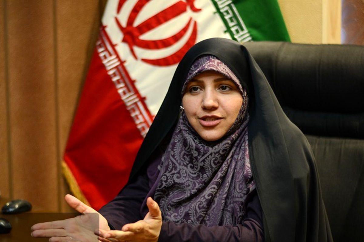بررسی اجرای منشور حقوق شهروندی در نظام اداری در کنگره بین‌المللی حقوق ایران
