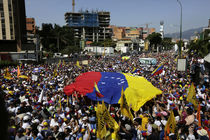 تشدید تنش ها در سالگرد انقلاب بولیواری ونزوئلا