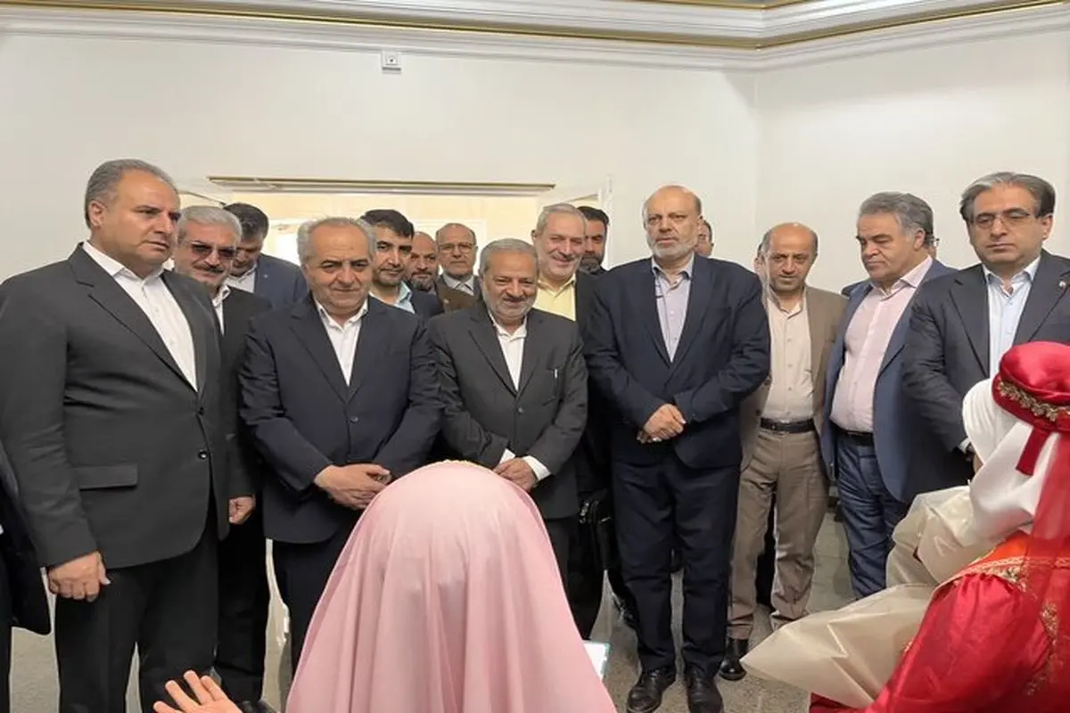وزیر آموزش و پرورش