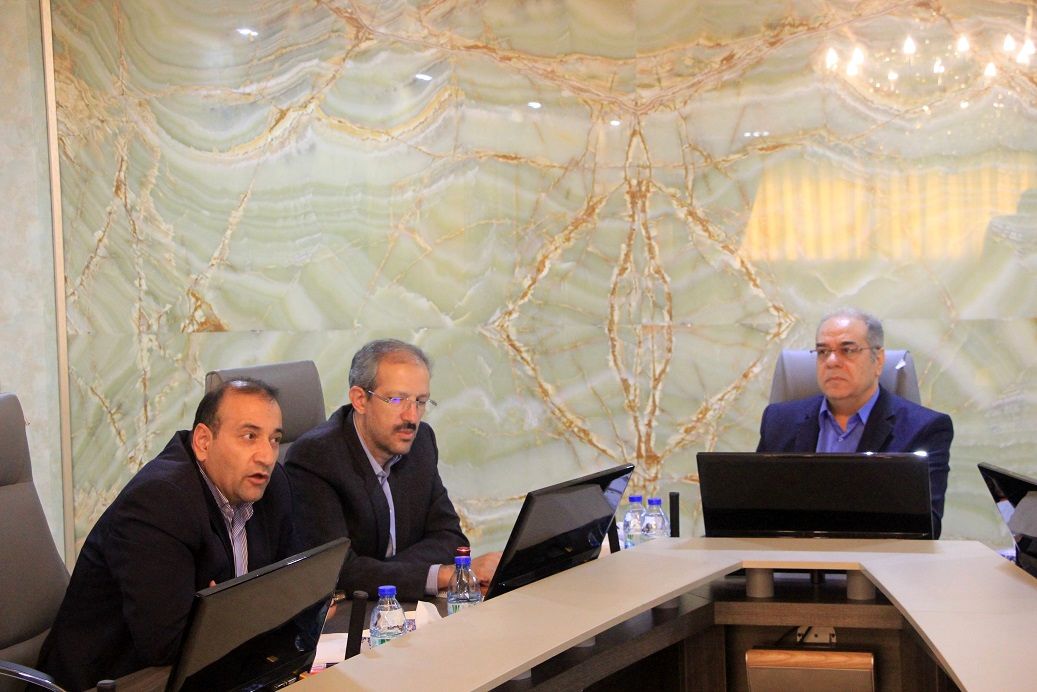 برخورد با مراکز عرضه نهال غیر مجاز در اصفهان