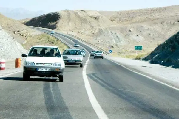 هیچ‌گونه انسدادی در محورهای مواصلاتی اصلی و فرعی کشور وجود ندارد