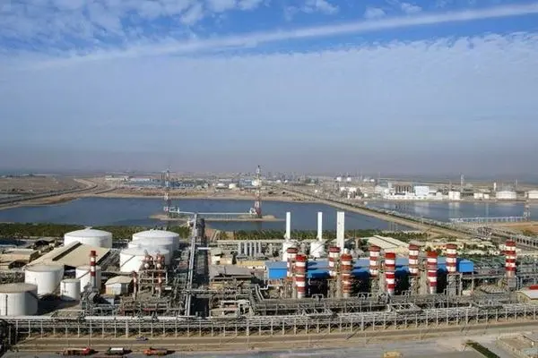 تزریق ۱.۲ میلیارد کیلووات‌ساعت برق پایدار از فجر انرژی خلیج‌فارس به شبکه استان خوزستان / فجر انرژی، پشتیبان آسایش و سلامت مردم و صنایع