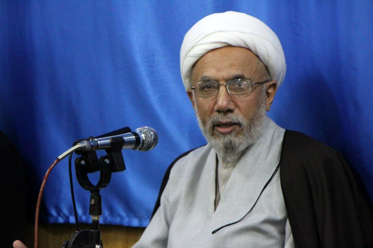 روحانیون و مبلغین باید در راستای تقویت و حمایت از کالای ایرانی گفتمان سازی کنند