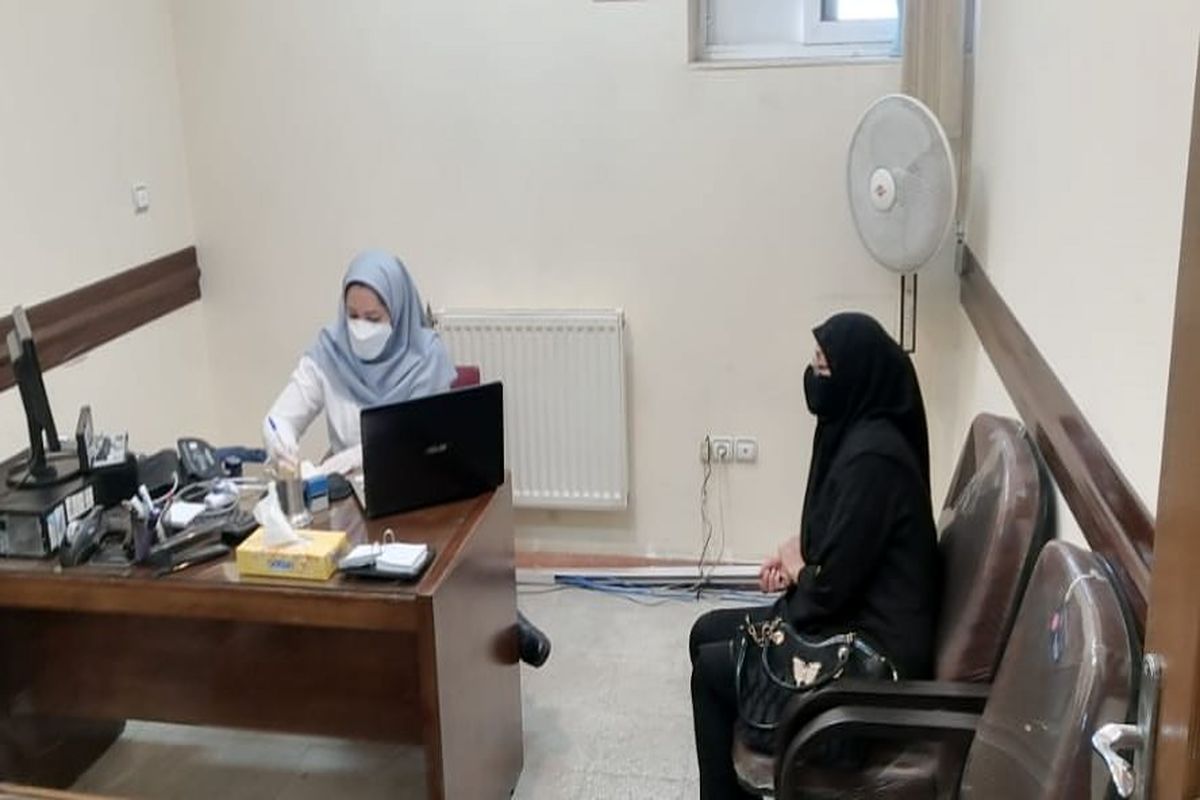اجرای طرح ویزیت رایگان خانواده زندانیان نیازمند در یزد 