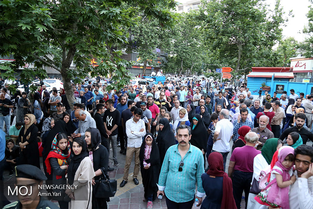 برگزاری جشن پیروزی قبل از اتمام رای گیری و اعلام نتایج خلاف قانون است