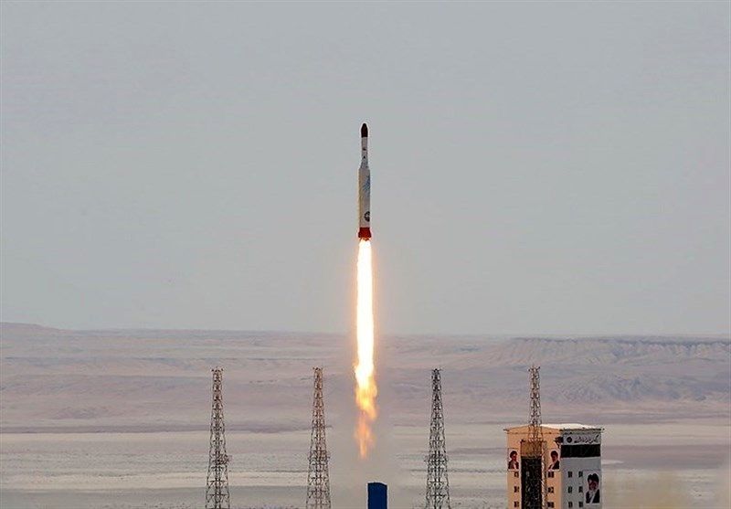 یک ماهواره ایرانی را در پاییز امسال به فضا پرتاب می کنیم 