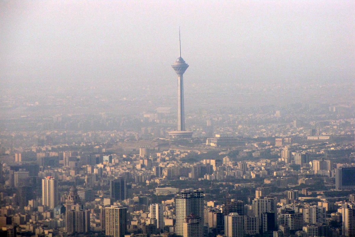 هوای تهران برای گروه های حساس ناسالم است 