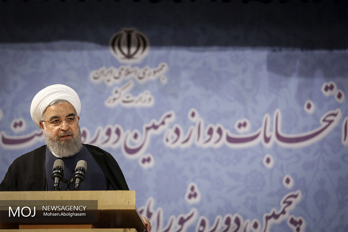 «روحانی» داوطلب انتخابات ریاست جمهوری دوازدهم می‌شود/احتمال حضور رئیسی در ستاد انتخابات کشور