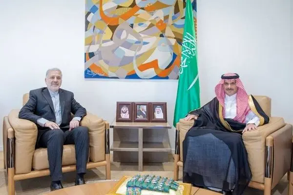 کنسولی سفیر ایران با دیپلمات ارشد عربستانی رایزنی کرد