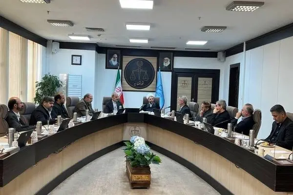 دستگاه قضایی خود را ملزم به حمایت از صدا و سیما می‌داند