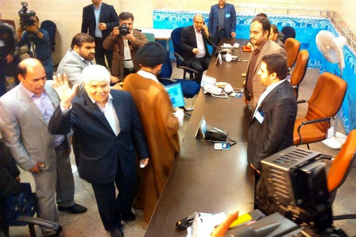 بنا به توصیه های گذشته مرحوم هاشمی رفسنجانی وارد انتخابات شدم/