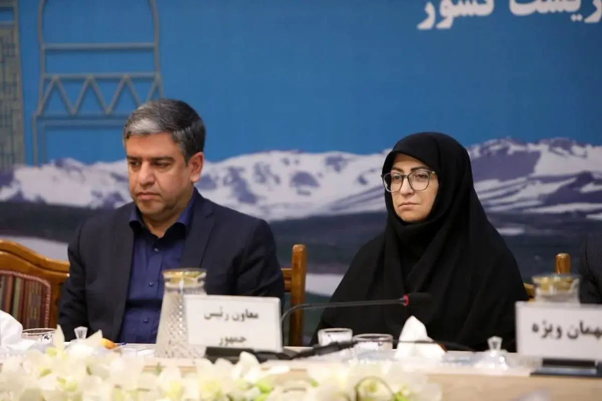 استاندار اردبیل در جلسه شورای اداری 