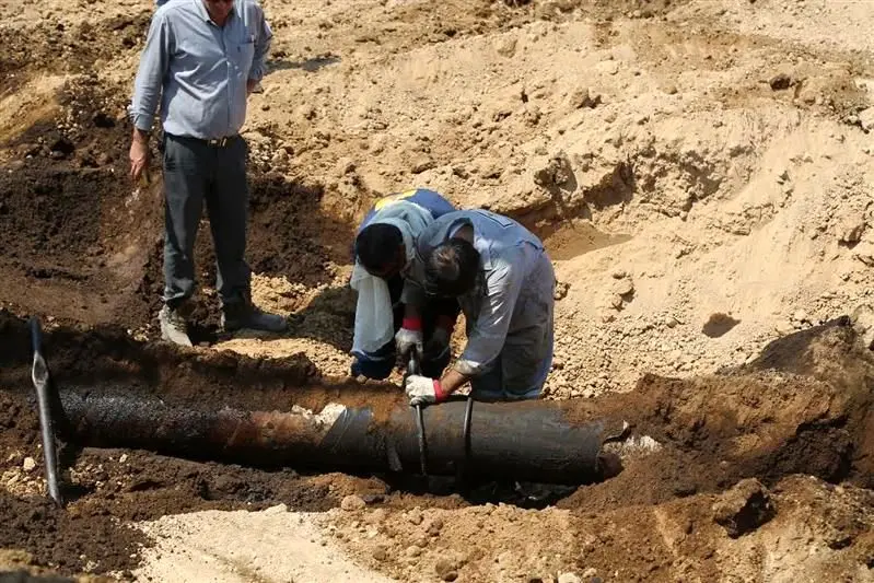  نشتی خط لوله ۱۲ اینچ ارسالی واحد بهره‌برداری لب سفید رفع شد