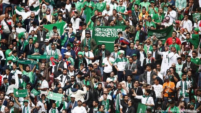 حضور تماشاگران در ورزشگاه های عربستان تا اطلاع ثانوی ممنوع شد