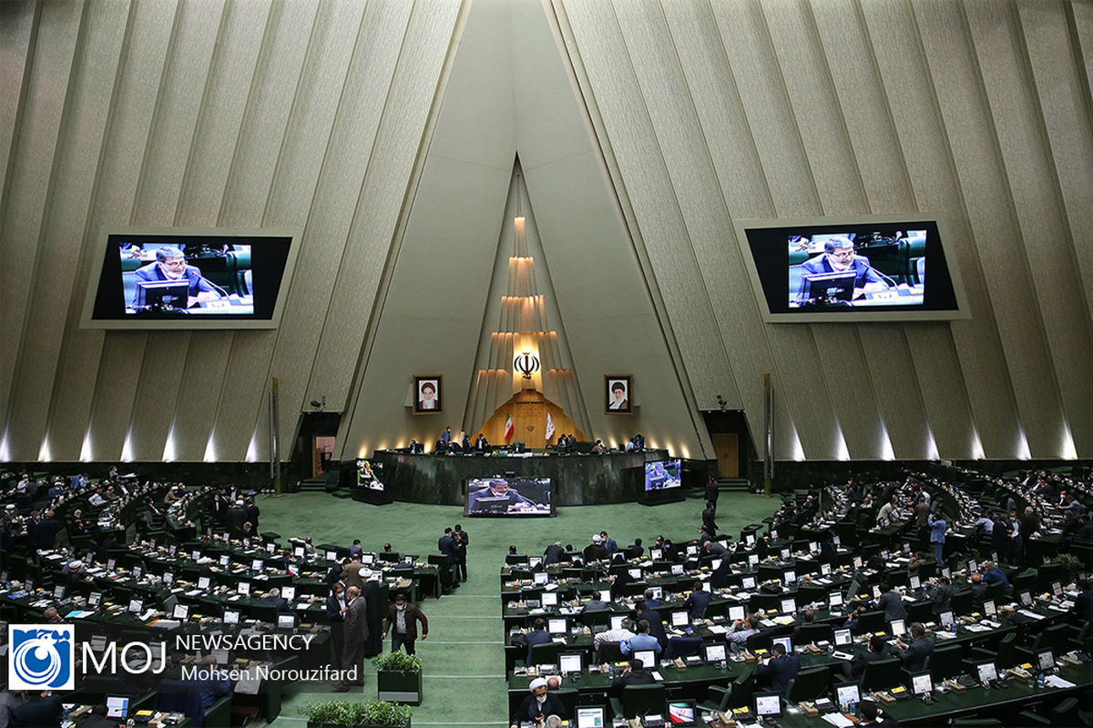 بیانیه ۱۹۴ نماینده مجلس در پاسخ به تکرار دخالت های فرانسه در امور ایران