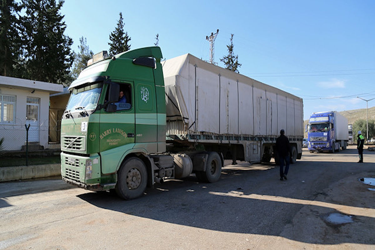 سازمان ملل 17 کامیون کمک های بشر دوستانه به ادلب سوریه فرستاد
