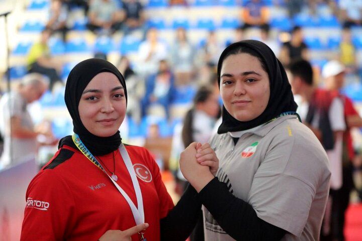 برنز دختر ایرانی در روز اول مسابقات جهانی مچ اندازی