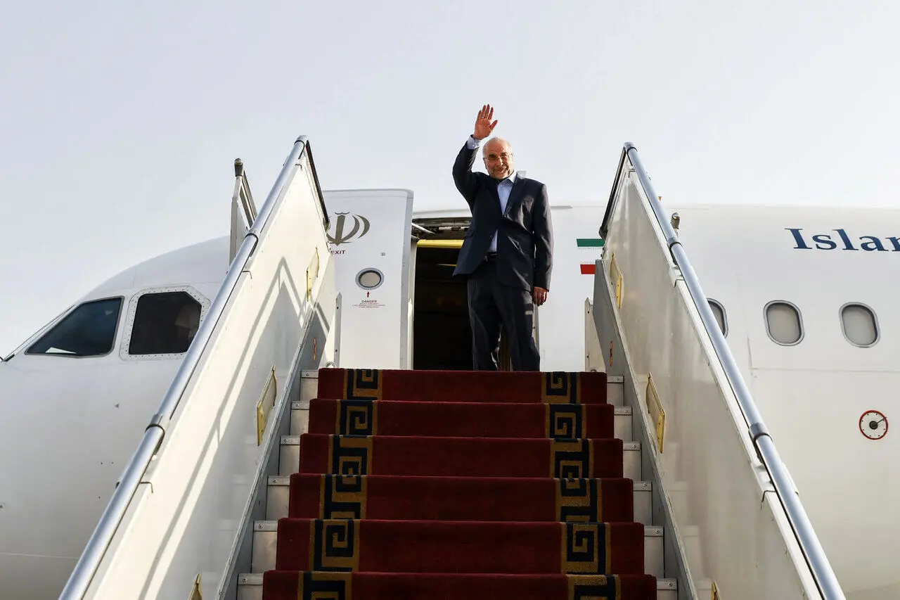 قالیباف در رأس هیأت پارلمانی عازم پاکستان شد