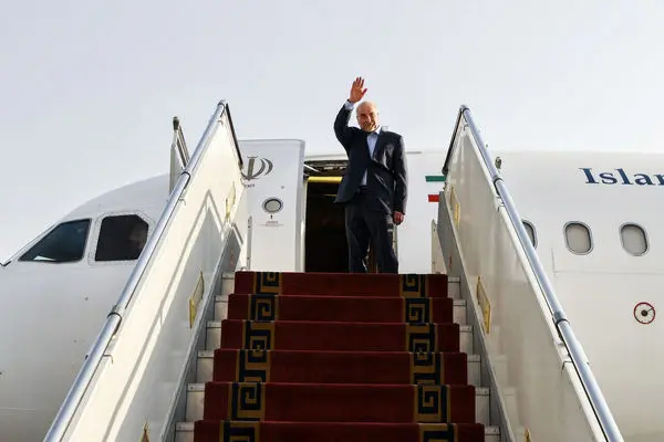 قالیباف در رأس هیأت پارلمانی عازم پاکستان شد