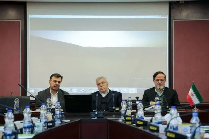 پرسش حق مسلم دانشجویان است