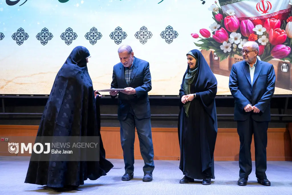 بزرگداشت ۴۵۰ شهید تدارکات و پشتیبانی سپاه حضرت محمد رسول‌الله (ص)