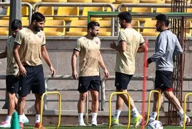 تمرینات بدنسازی ویژه پرسپولیسی ها پیش از دیدار حساس در تبریز