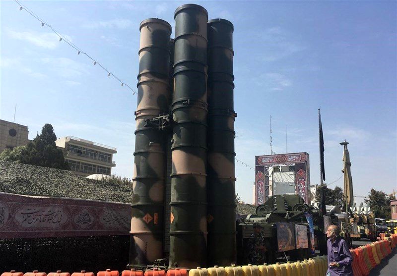 سامانه موشکی S300 در میدان بهارستان به نمایش عموم درآمد