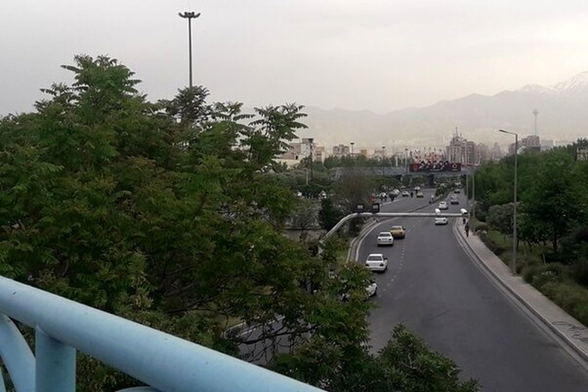 معابر شهر تهران در چهارمین روز فروردین خلوت و بدون ترافیک است
