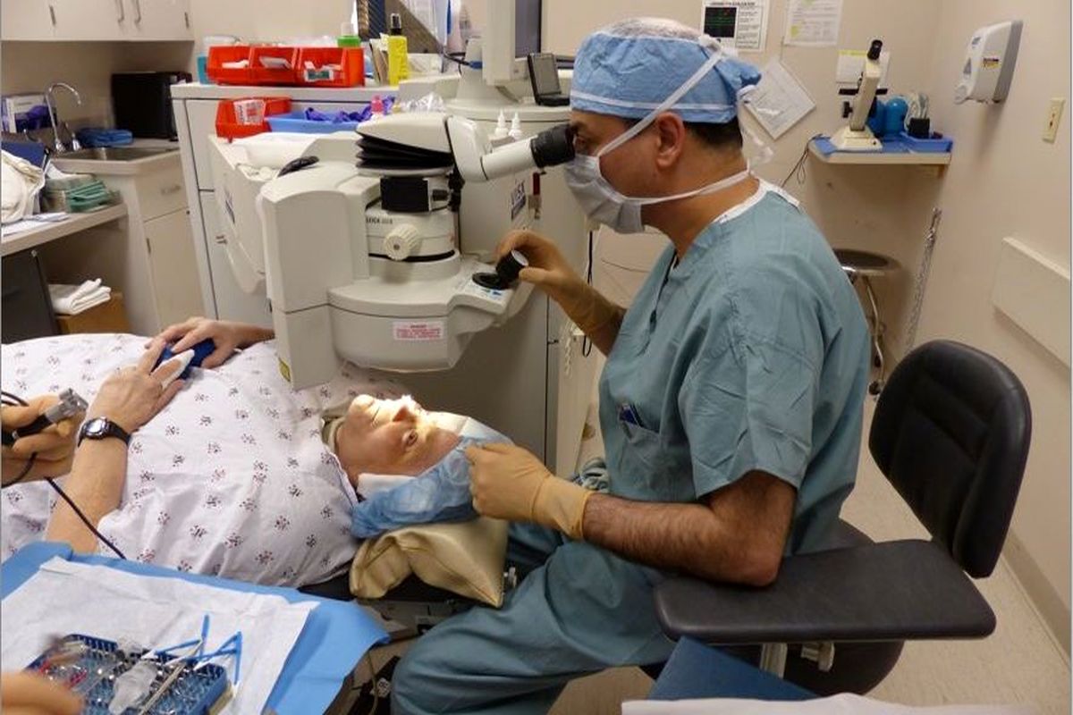 انجام عمل جراحی رایگان چشم برای ۴۰ بیمار نیازمند کردستانی