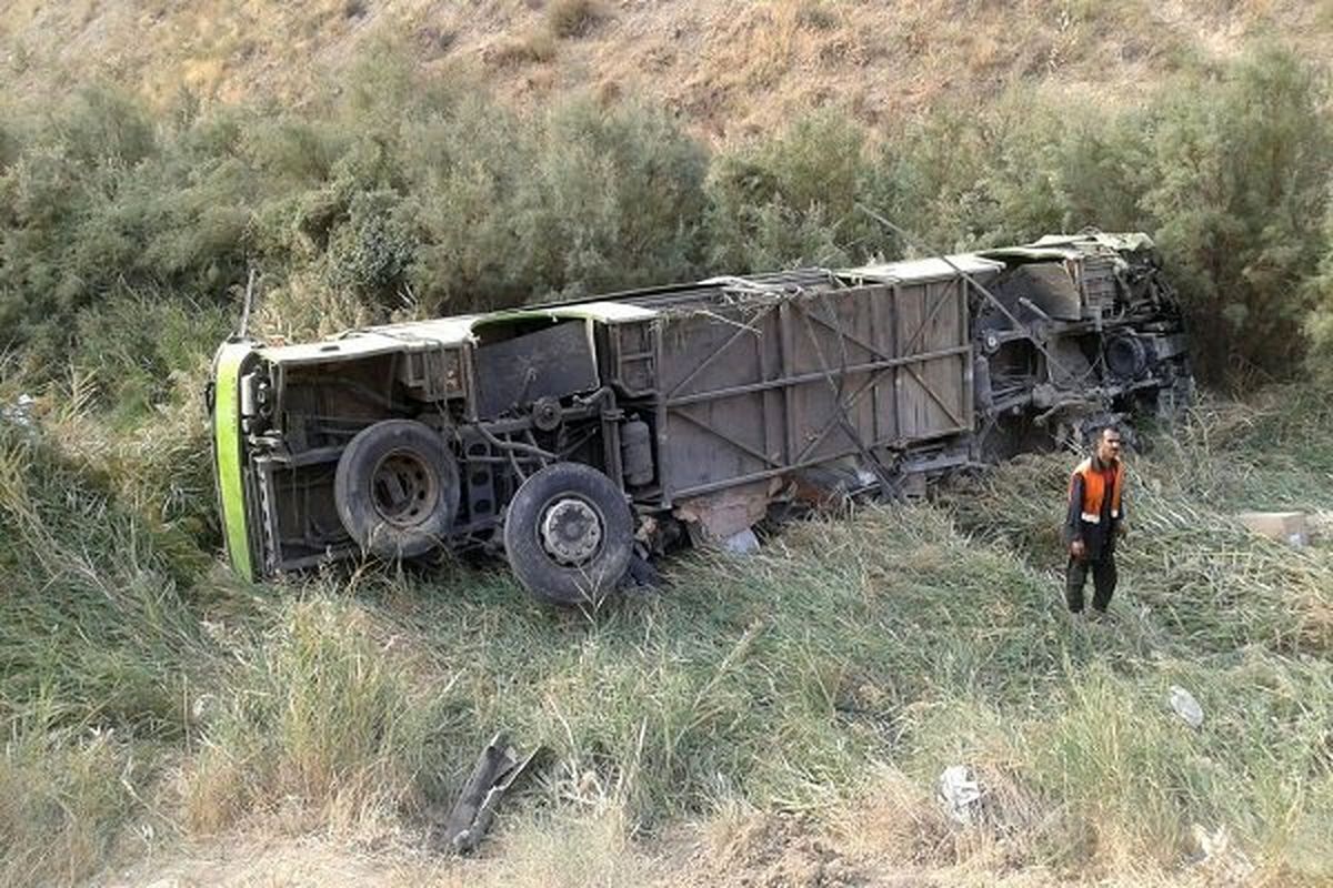 جزئیات واژگونی اتوبوس حامل زائران ایرانی در نزدیکی مرز مهران