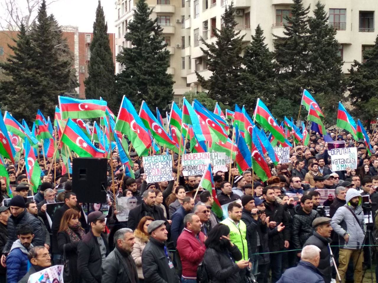 اعتراض مردم آذربایجان علیه دولت