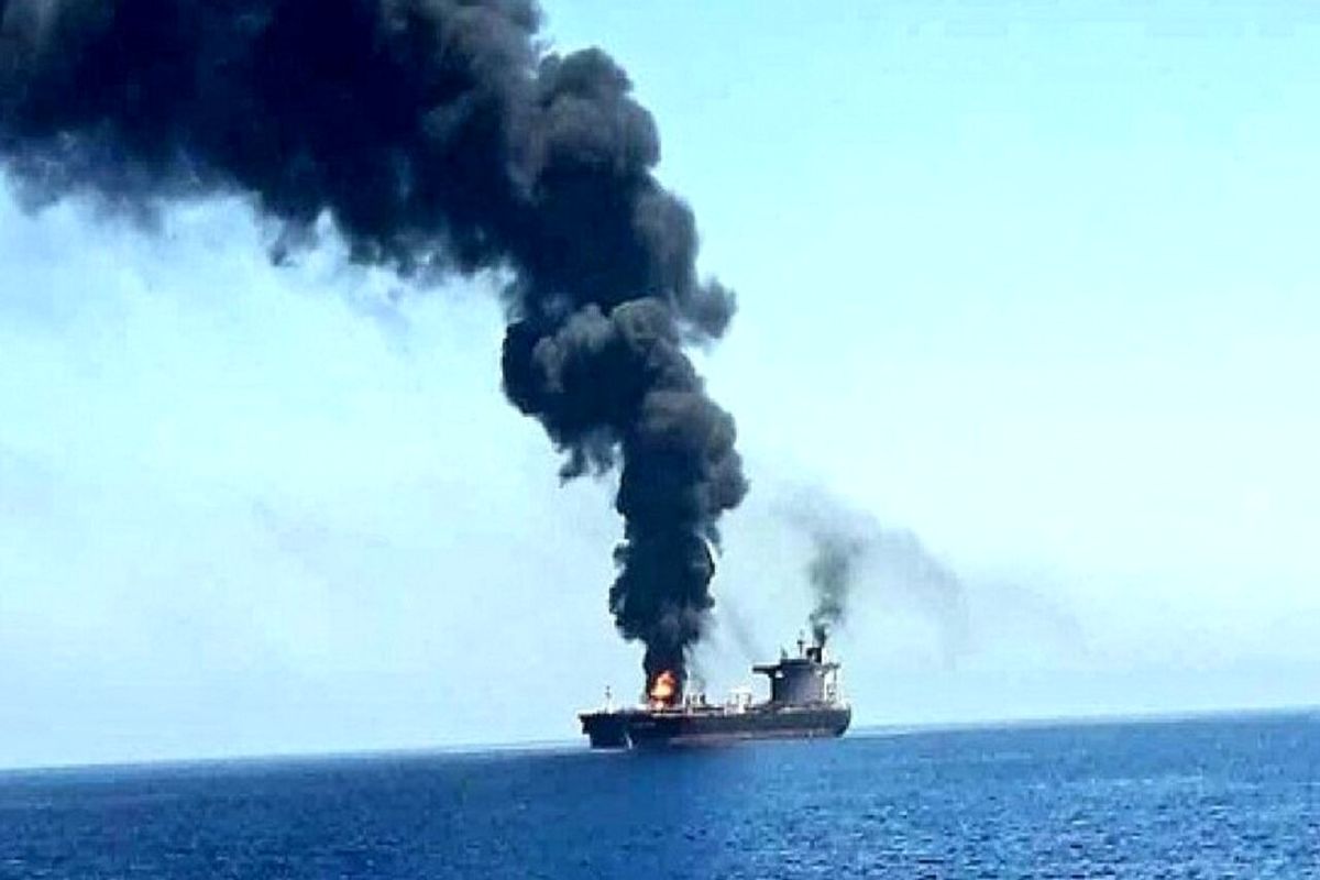 یمن نفتکش انگلیسی مارلین لوندا را مورد هدف قرار داد