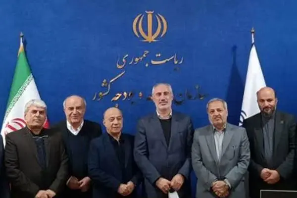 وجود افراد موفق به برکت خیرین مدرسه‌ساز است