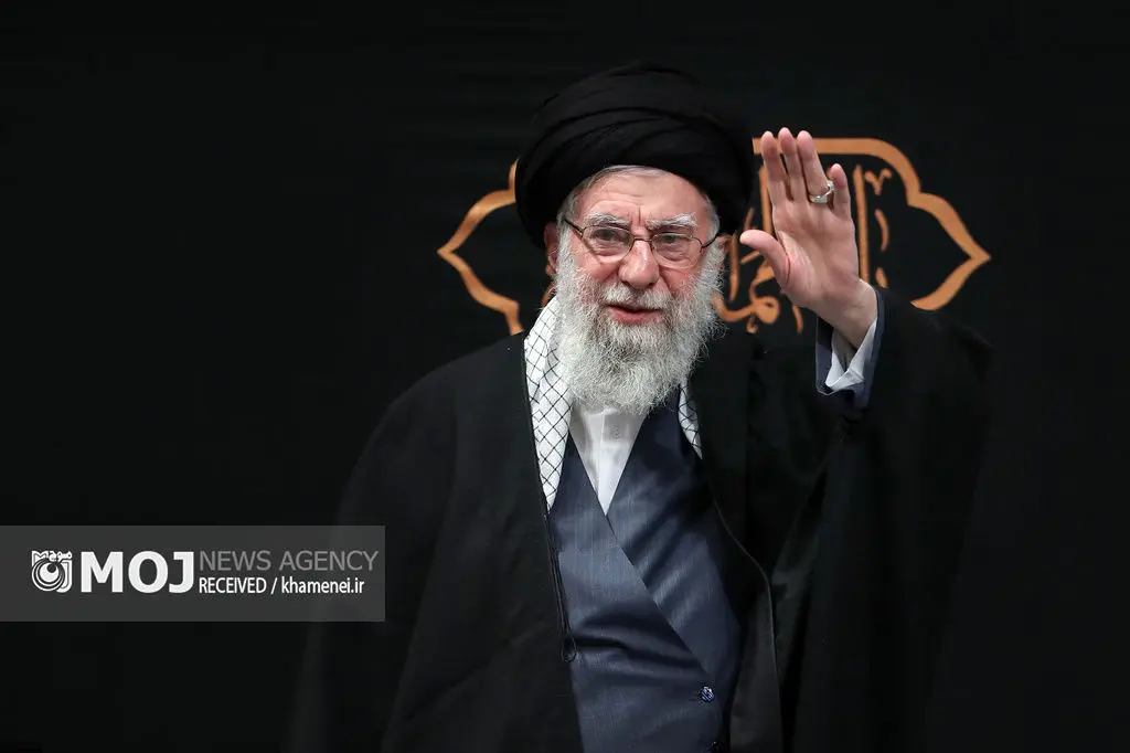 اولین شب مراسم عزاداری ایام شهادت حضرت فاطمةالزهرا سلام‌الله‌علیها در حسینیه امام خمینی(ره)