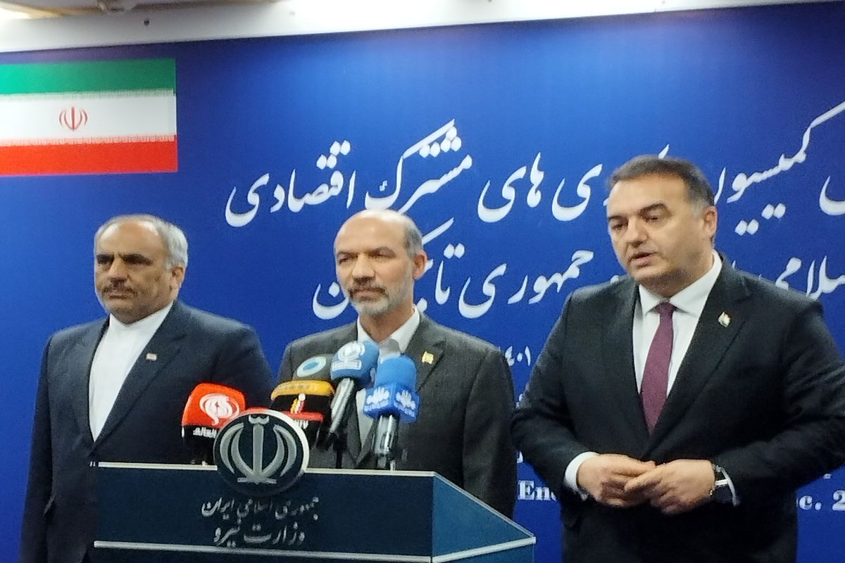 هدف گذاری ۵۰۰ میلیون دلار برای همکاری اقتصادی ایران و تاجیکستان 