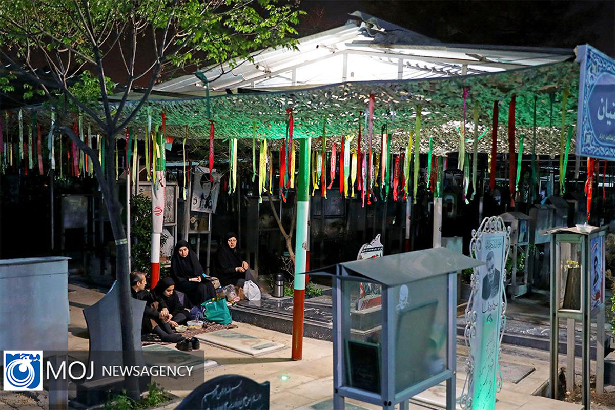 درب‌های بهشت زهرا تهران برای سال تحویل به روی مردم باز است