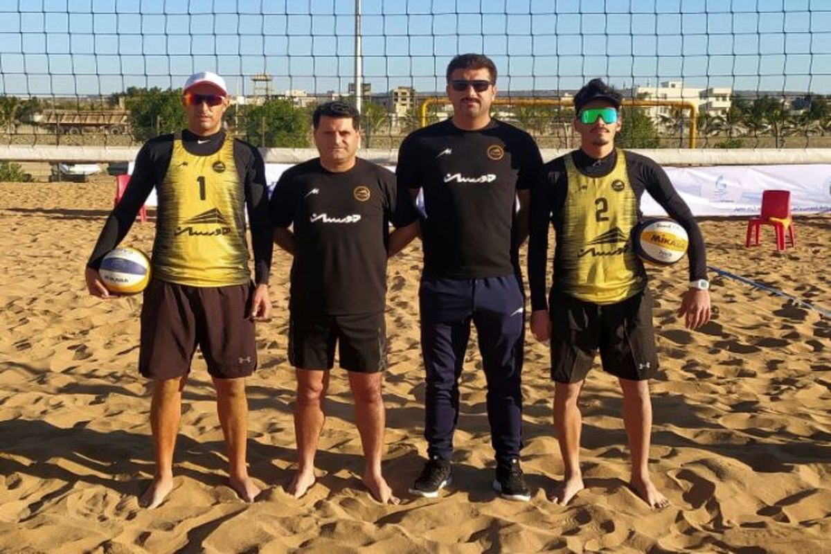 هورسان صدرنشین بدون شکست لیگ برتر والیبال ساحلی