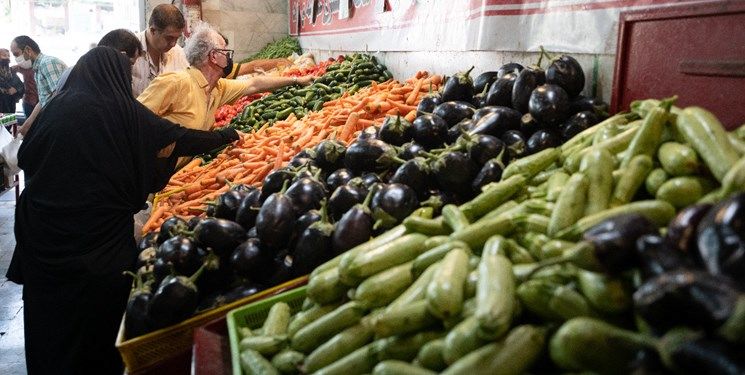 کاهش قیمت 14 محصول در میادین میوه و تره بار 
