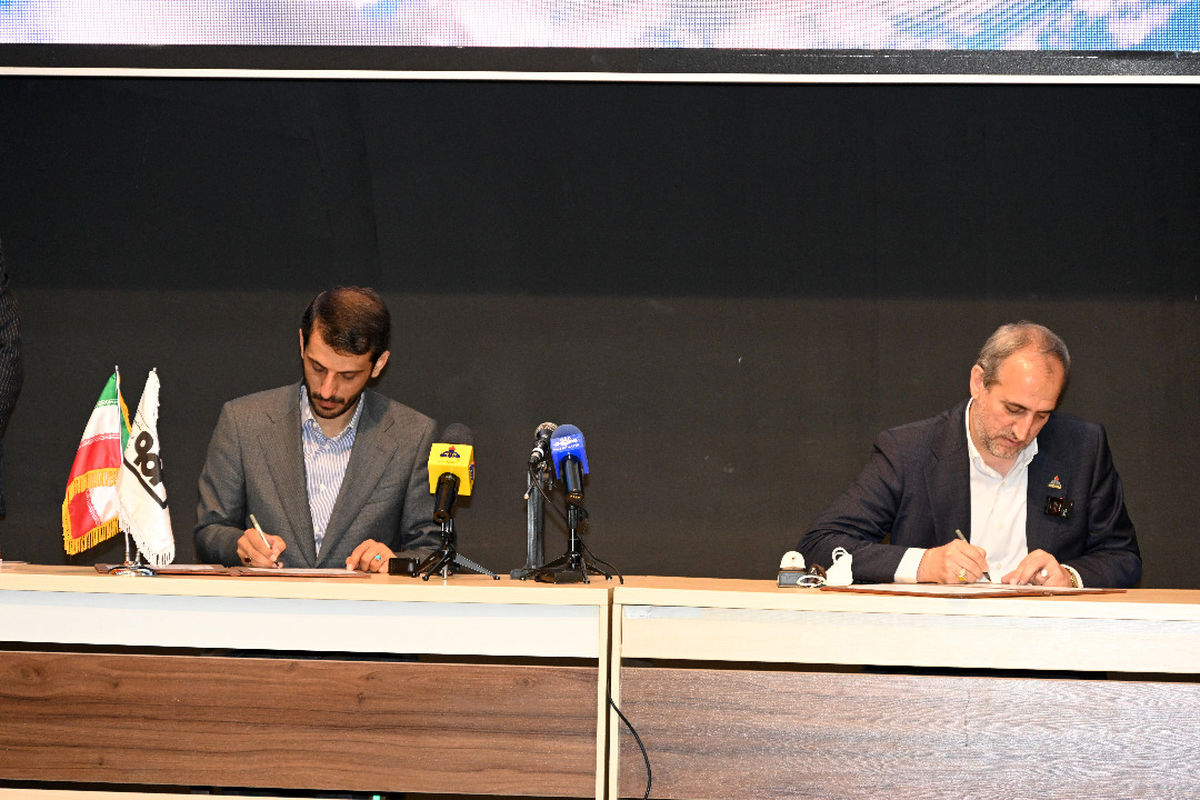 فولاد مبارکه با شرکت ملی گاز ایران و شرکت پتروشیمی خلیج فارس تفاهم‌نامه همکاری منعقد کرد