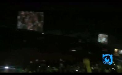 شادی گل تماشاگران در استادیوم آزادی پس از گل ایران به پرتغال در جام جهانی 2018 روسیه