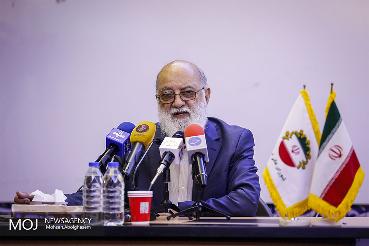 فکر نمی‌‌کنم رای آقای زاکانی به عنوان شهردار تهران تغییری کند